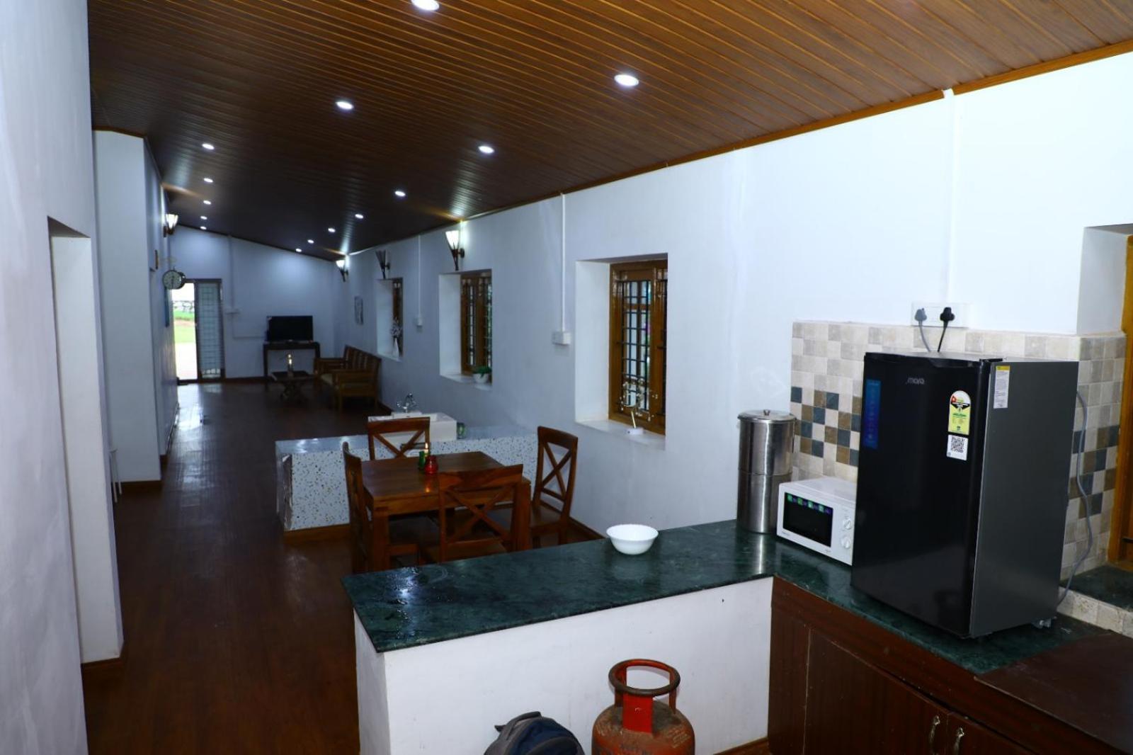 Little Valley Villa Ooty Eksteriør billede